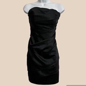 David’s Bridal black short pleated satin strapless dress size 6